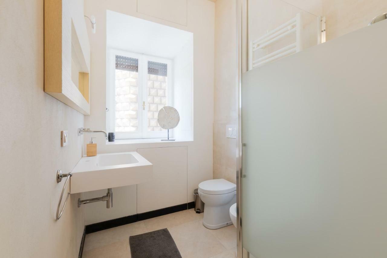 Rome As You Feel - Torre Argentina Art Apartment ภายนอก รูปภาพ